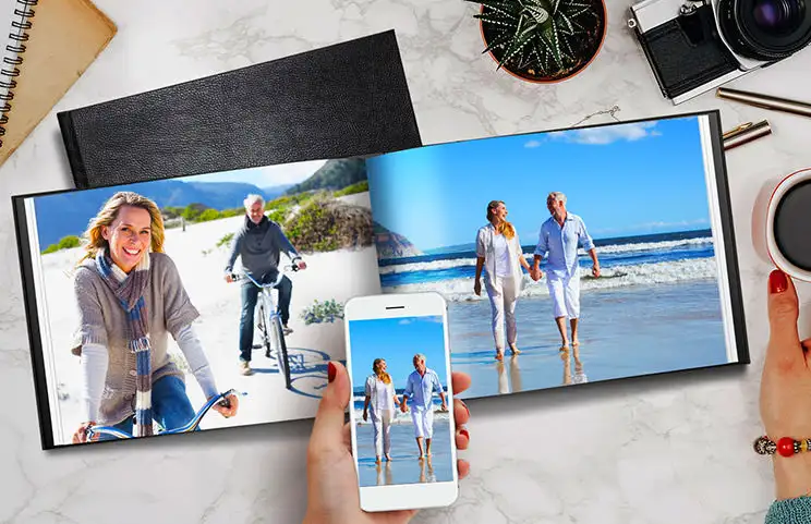 Old couple print large custom photos in leather photo album book