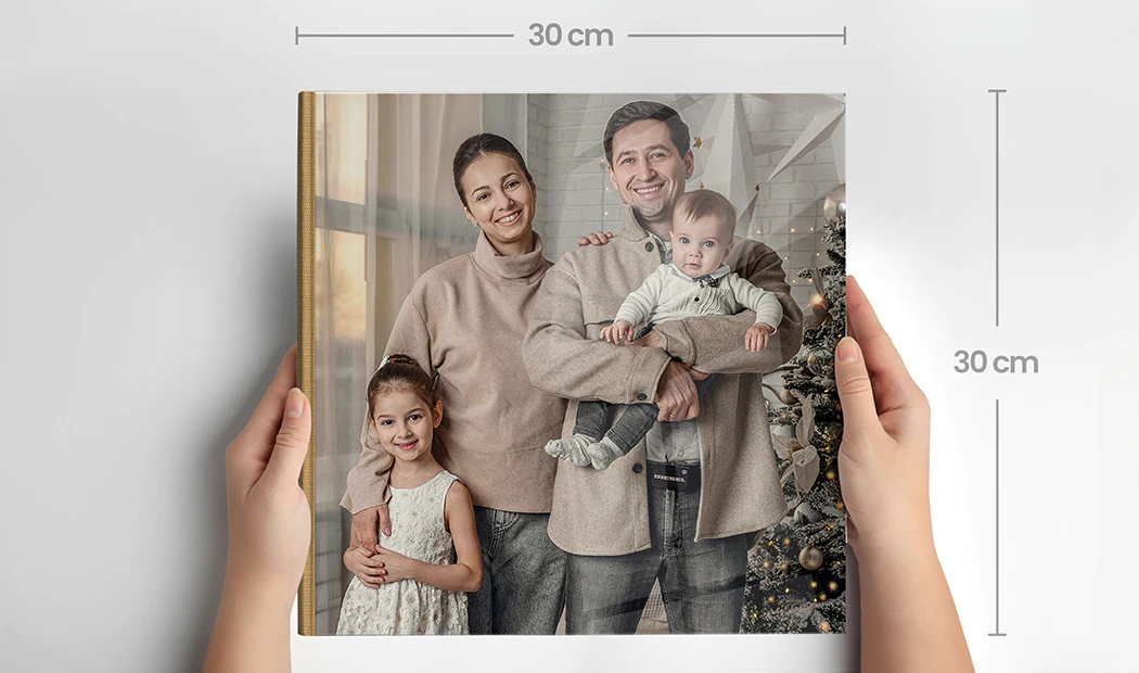 Luxury Layflat Photo Album – Full Acrylic Cover 
